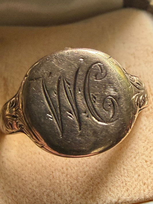 Vintage 9ct Gold Engraved "WC" Signet Ring | 1930s-1950s