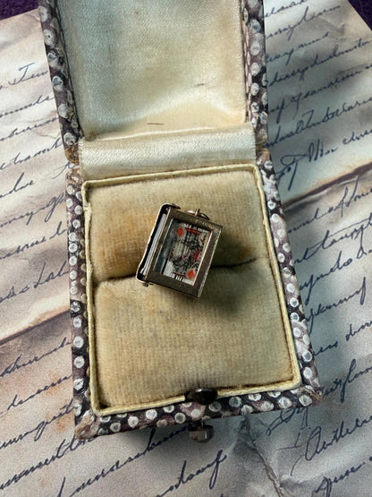 9ct gold cube with tiny playing cards - in good condition for year - small back of playing cards inside