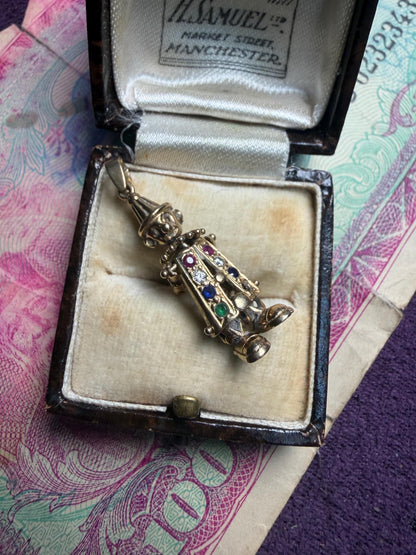 9ct gold clown charm with embezzled stones - fully moving parts excellent condition