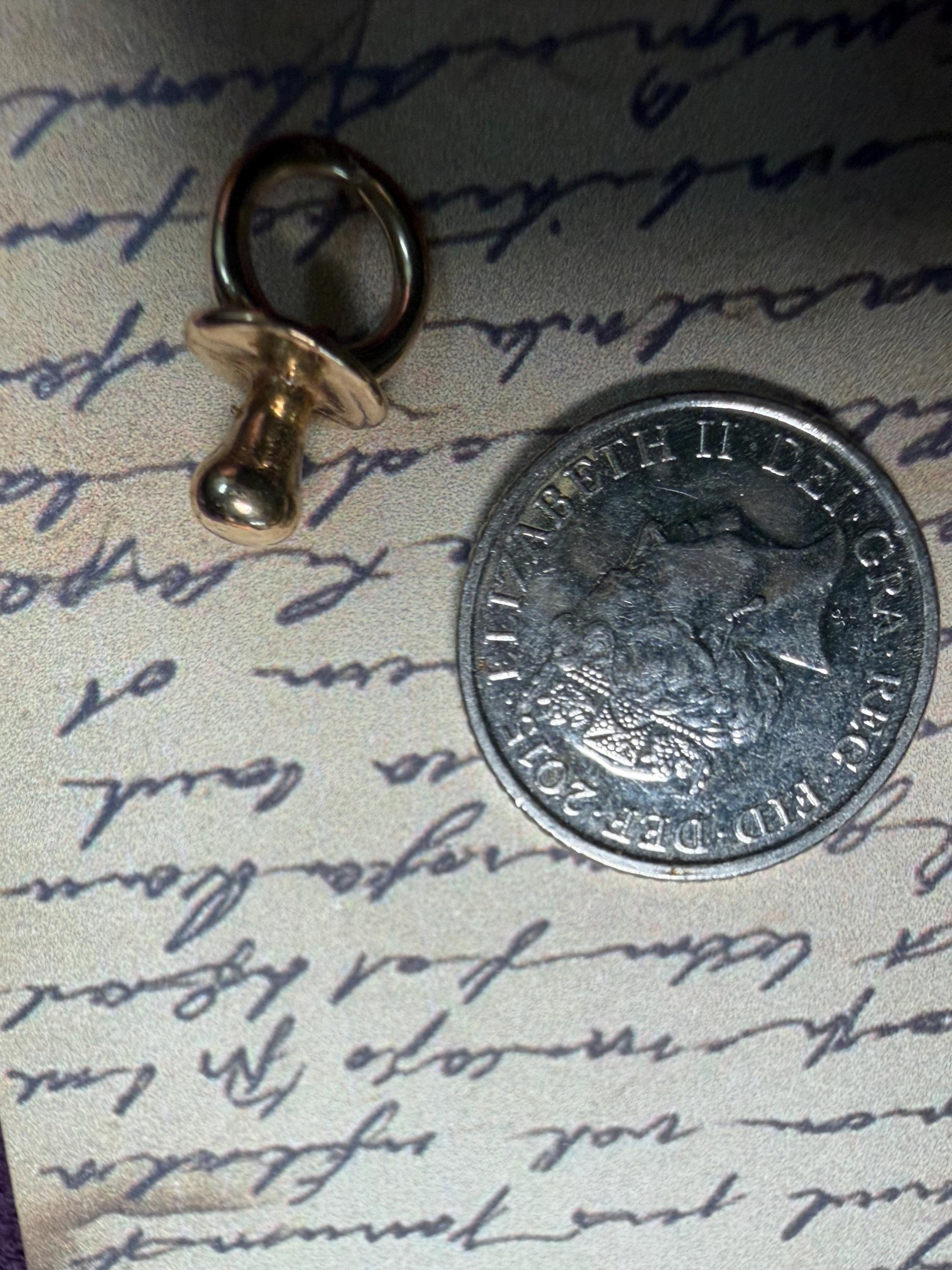 Lovely little 9 ct charm / babies dummy