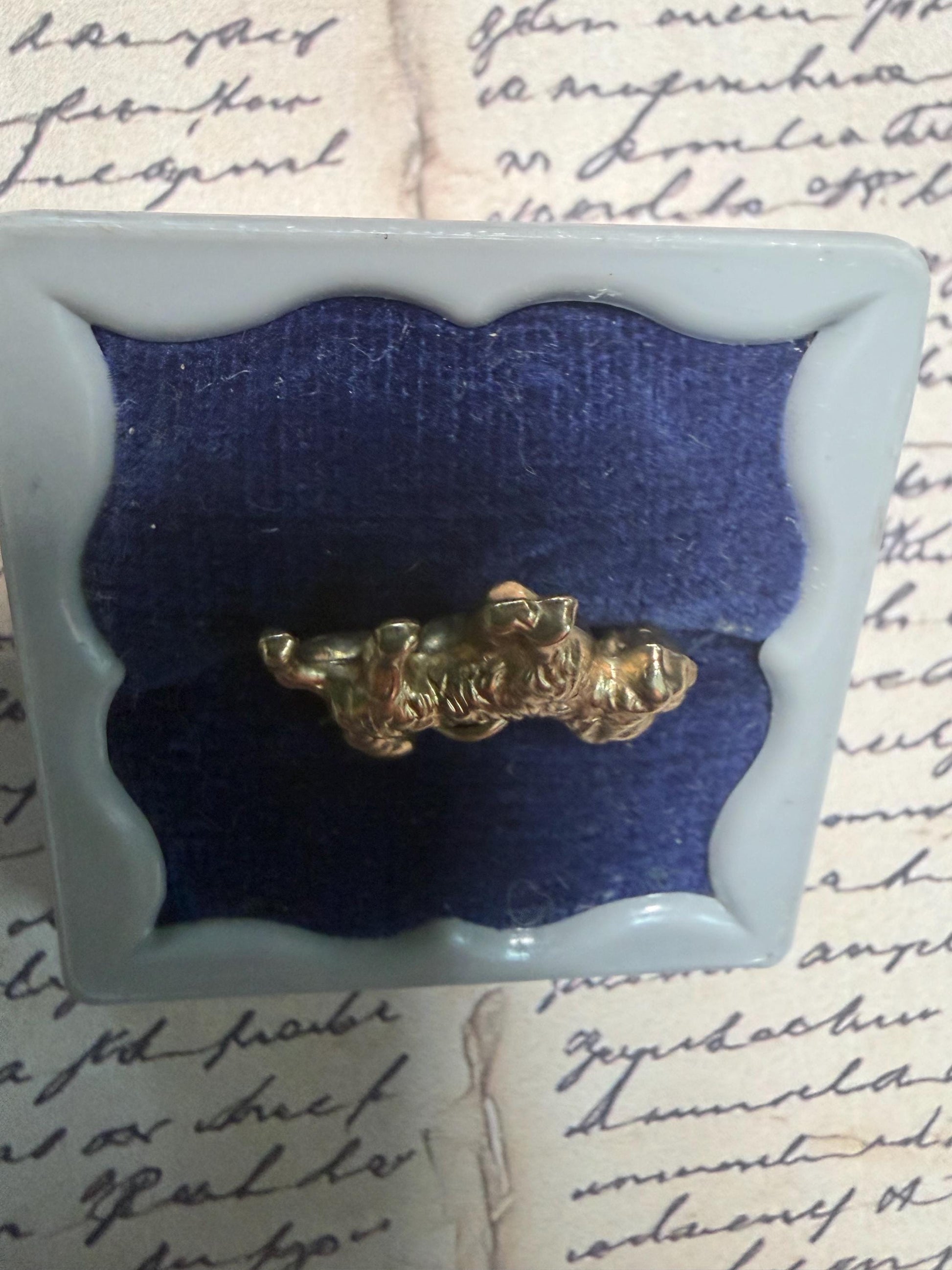 Lovely little west highland terrier charm - 9 ct gold (Scottie dog )