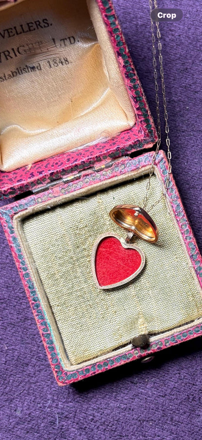 Beautifully engraved locket charm with chain 9ct gold