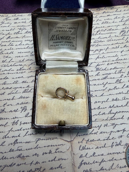 Lovely little 9 ct charm / babies dummy