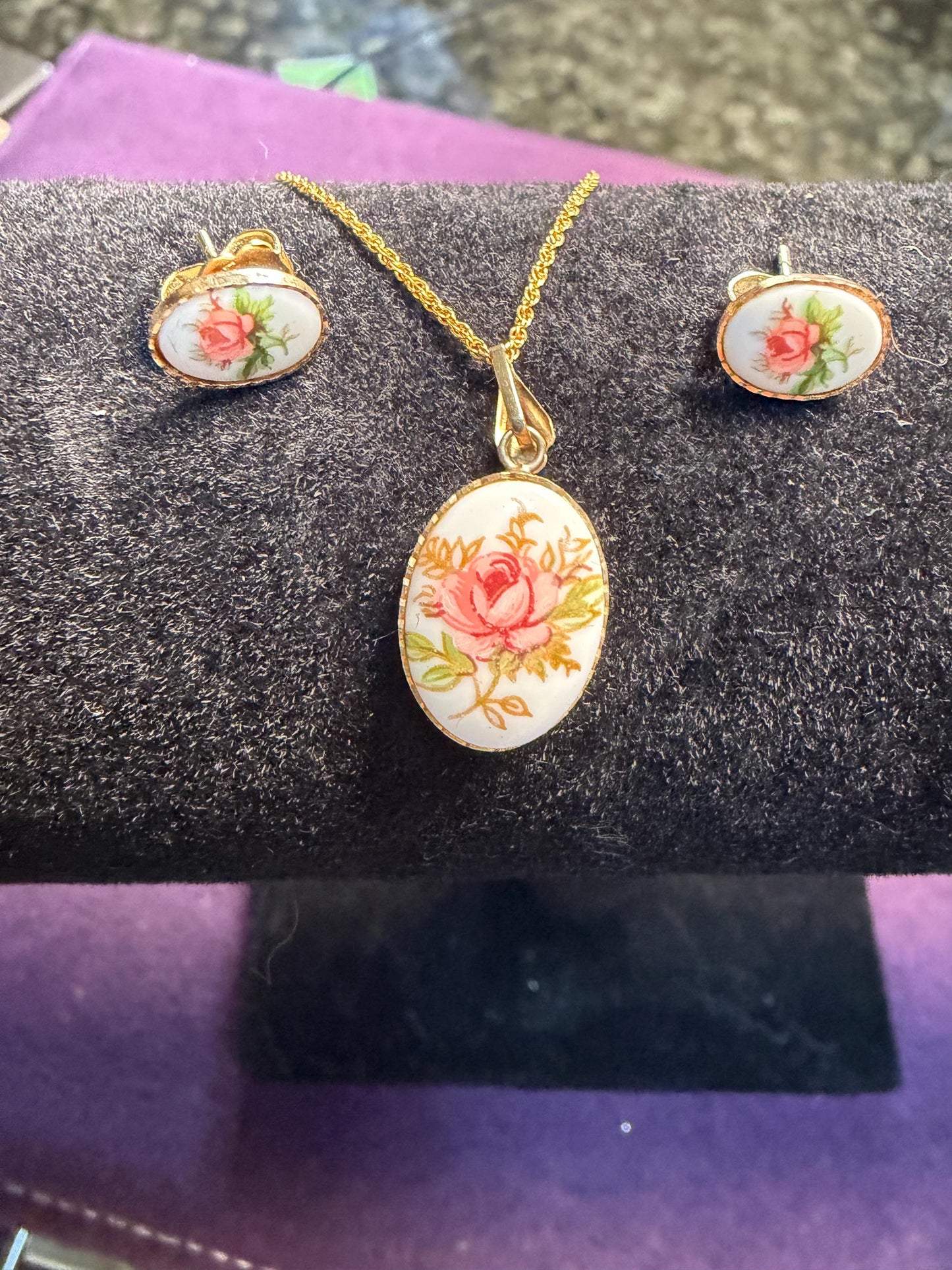 Floral necklace and earring set - (hand painted on porcelain) 18 ‘inch chain - pierced earrings