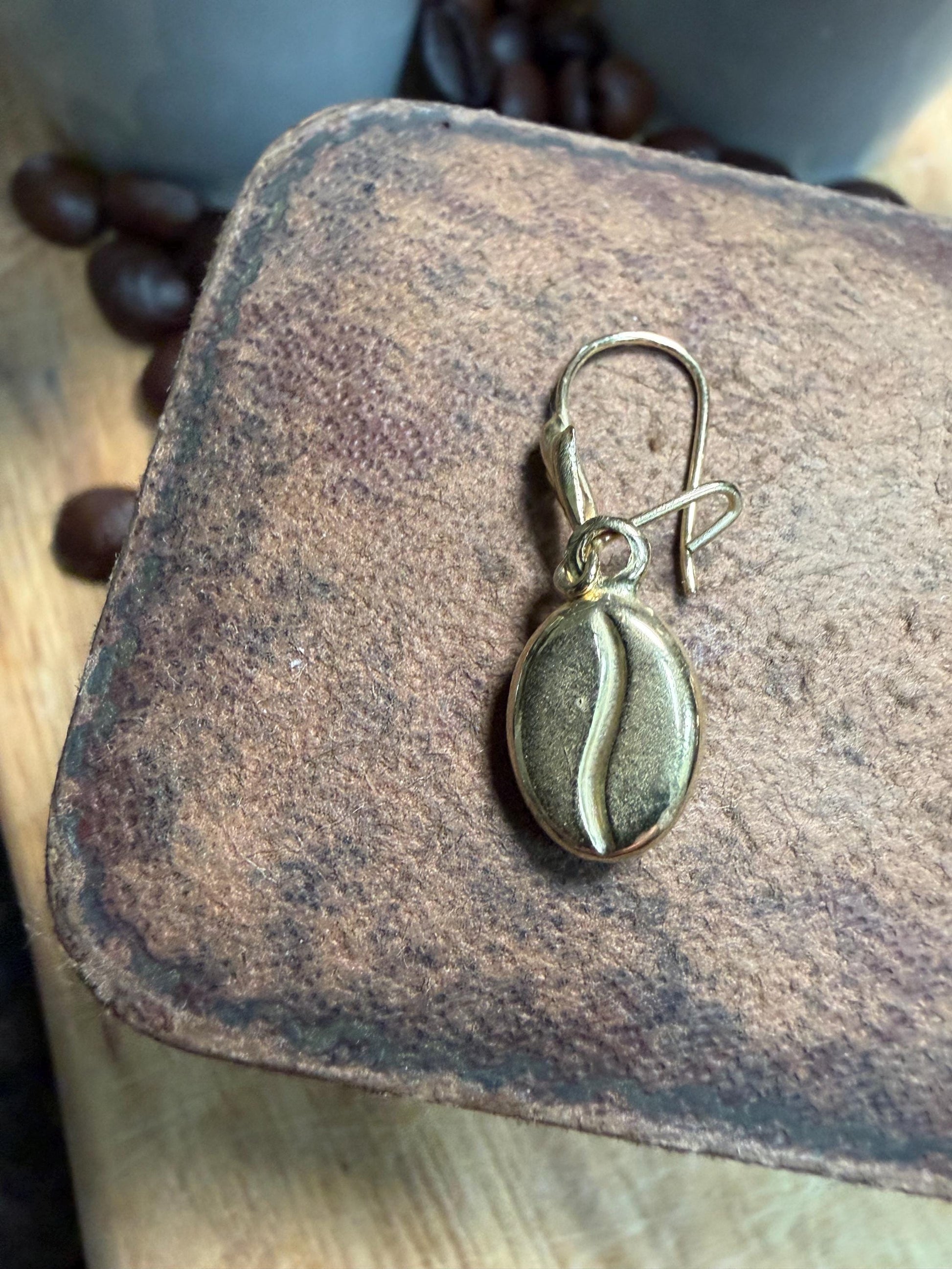 Beautiful coffee bean set on a chain - earrings and necklace 9ct gold - gift