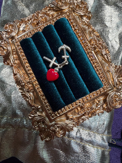 Faith Hope and Charity / 3 pendants in one / hallmarked 9ct gold - unusual enamelled red heart