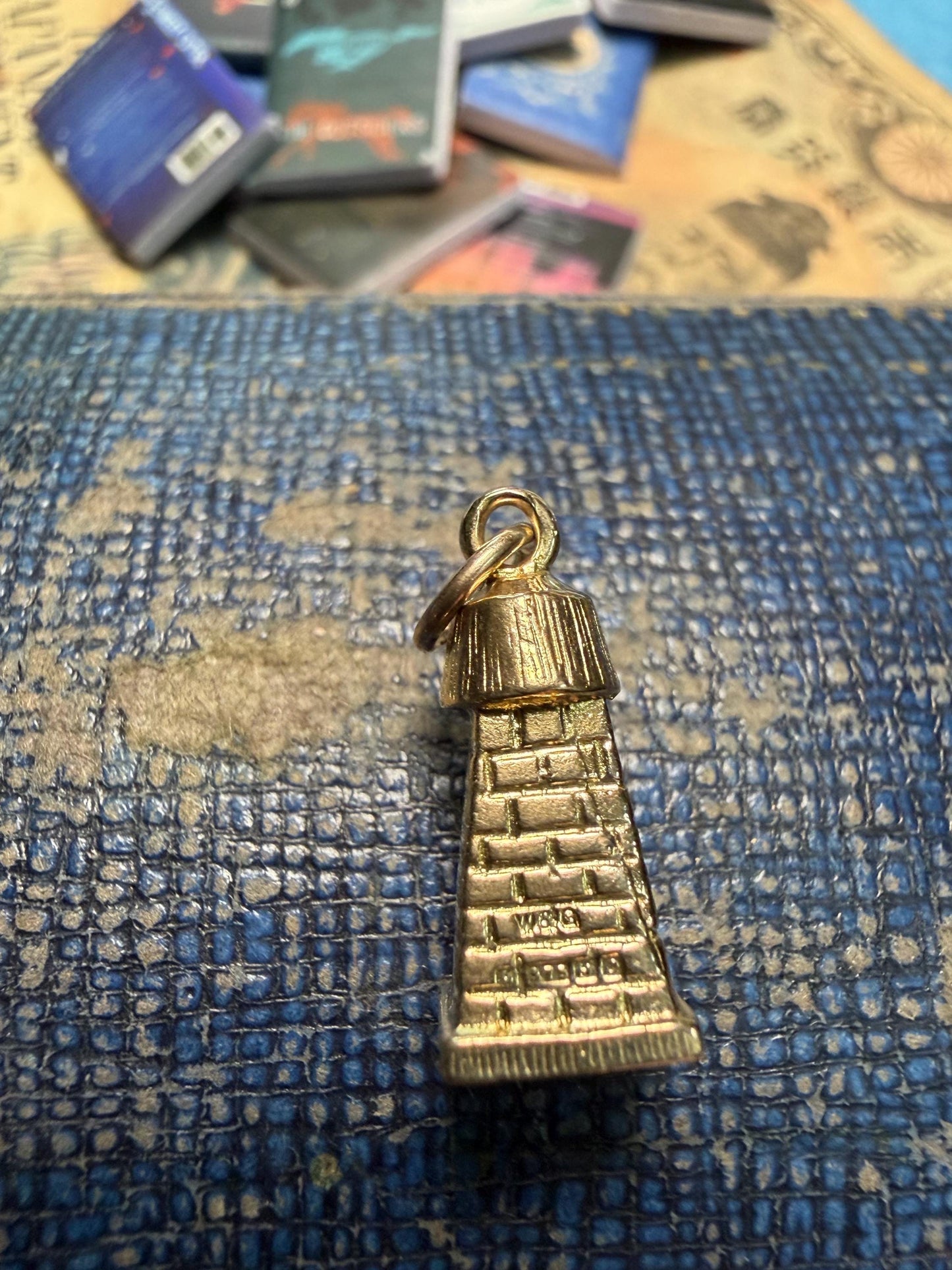 Dalek charm very unusual / hallmarked 2.08g in weight
