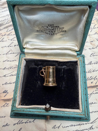 9ct hold tankard - hallmarked - in great condition