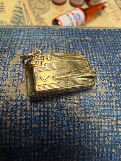 Lighter 9ct gold charm - beautiful condition full hallmarks - non - working item !