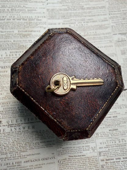 Little hallmarked 9 ct key
