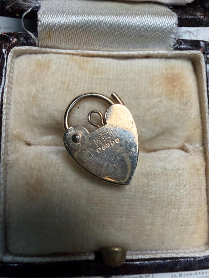Little working lock / 9ct gold vintage piece