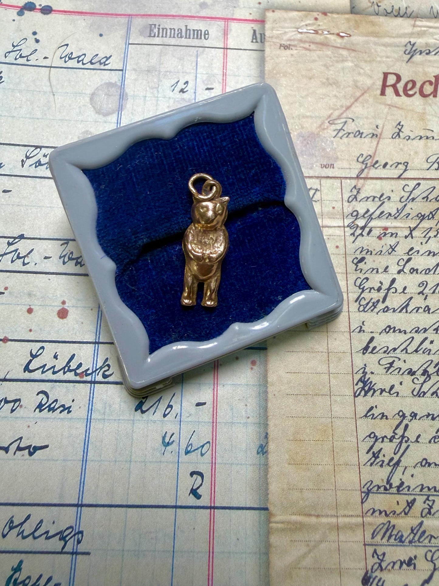 9ct gold hallmarked bear charm