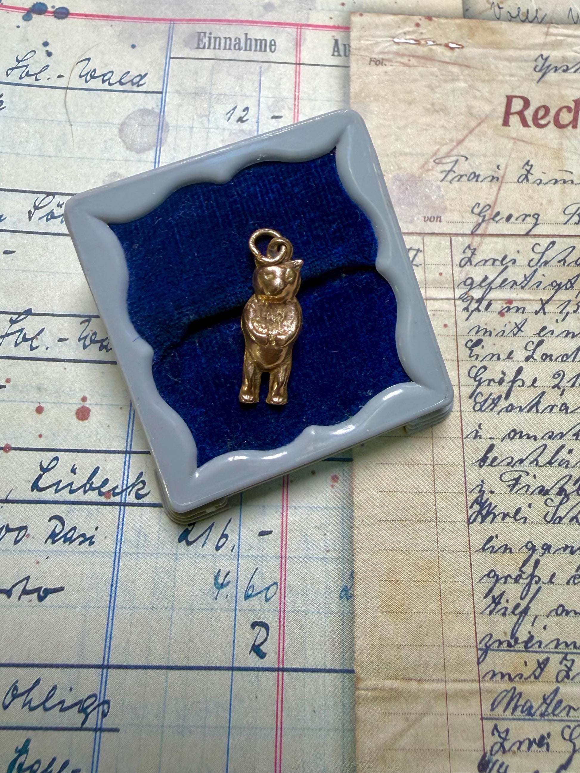 9ct gold hallmarked bear charm