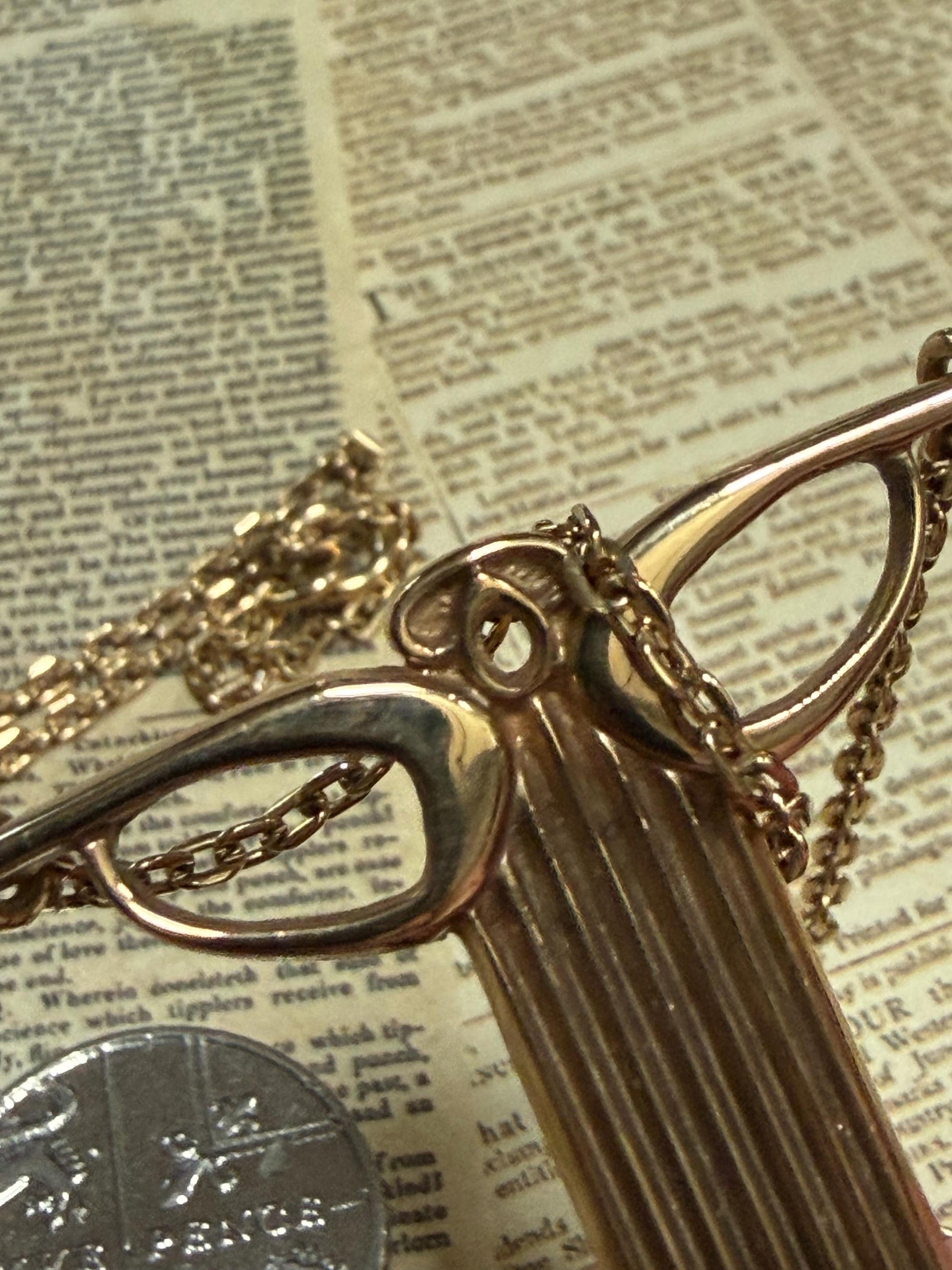 A stunning collectors piece by Ola Gorie - pendant and necklace